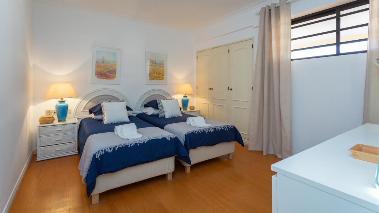 Marina 2Bdr Apartment With Balcony & Pool - 5Min From Beach By Lovelystay Quarteira Exterior foto